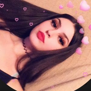 Meet your Posher, Anastazia